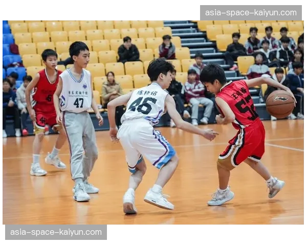 报道：CBA联盟组建电子竞技分部，探索篮球题材游戏联动与虚拟赛事